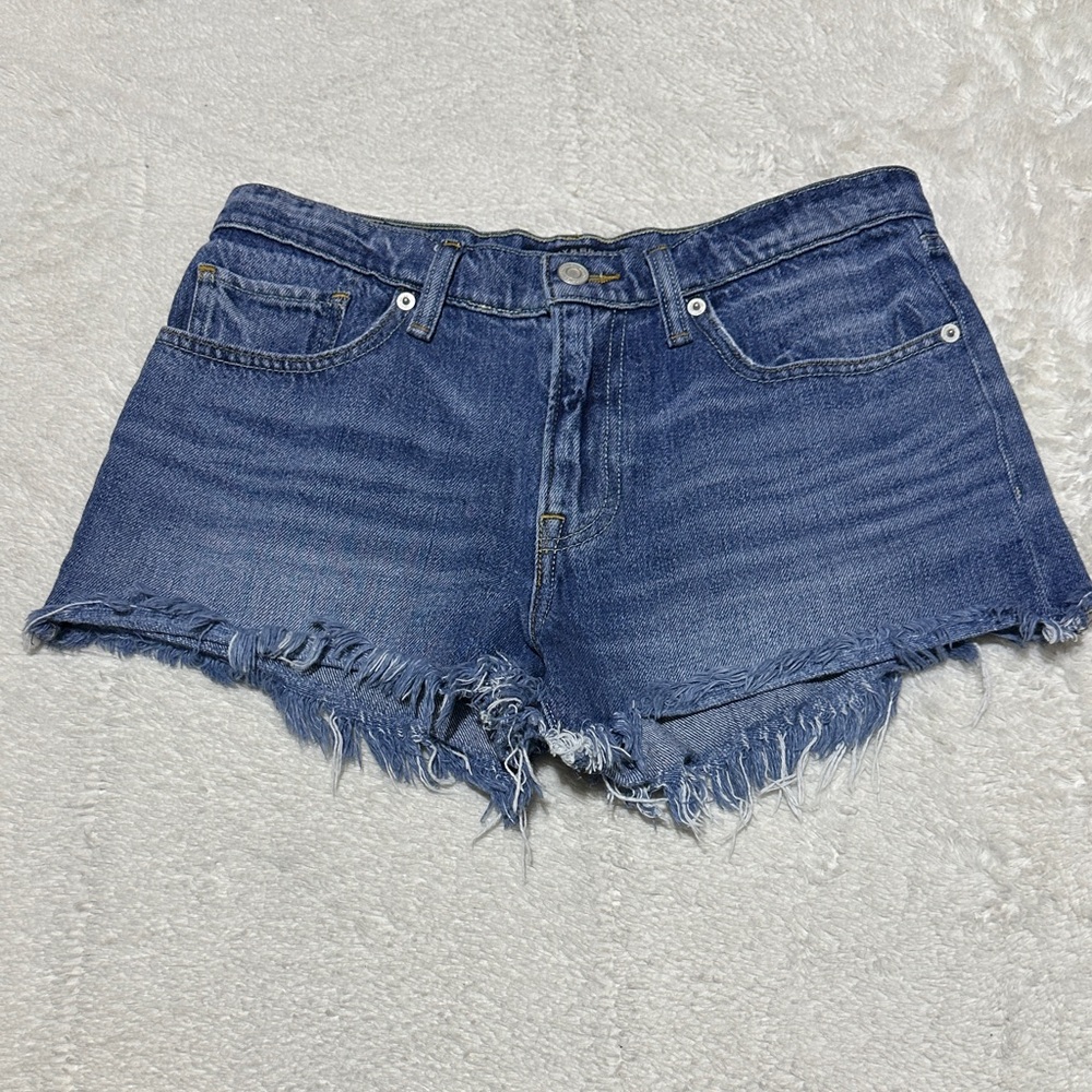 Lucky Brand | size 6 | mid rise cut off shorts